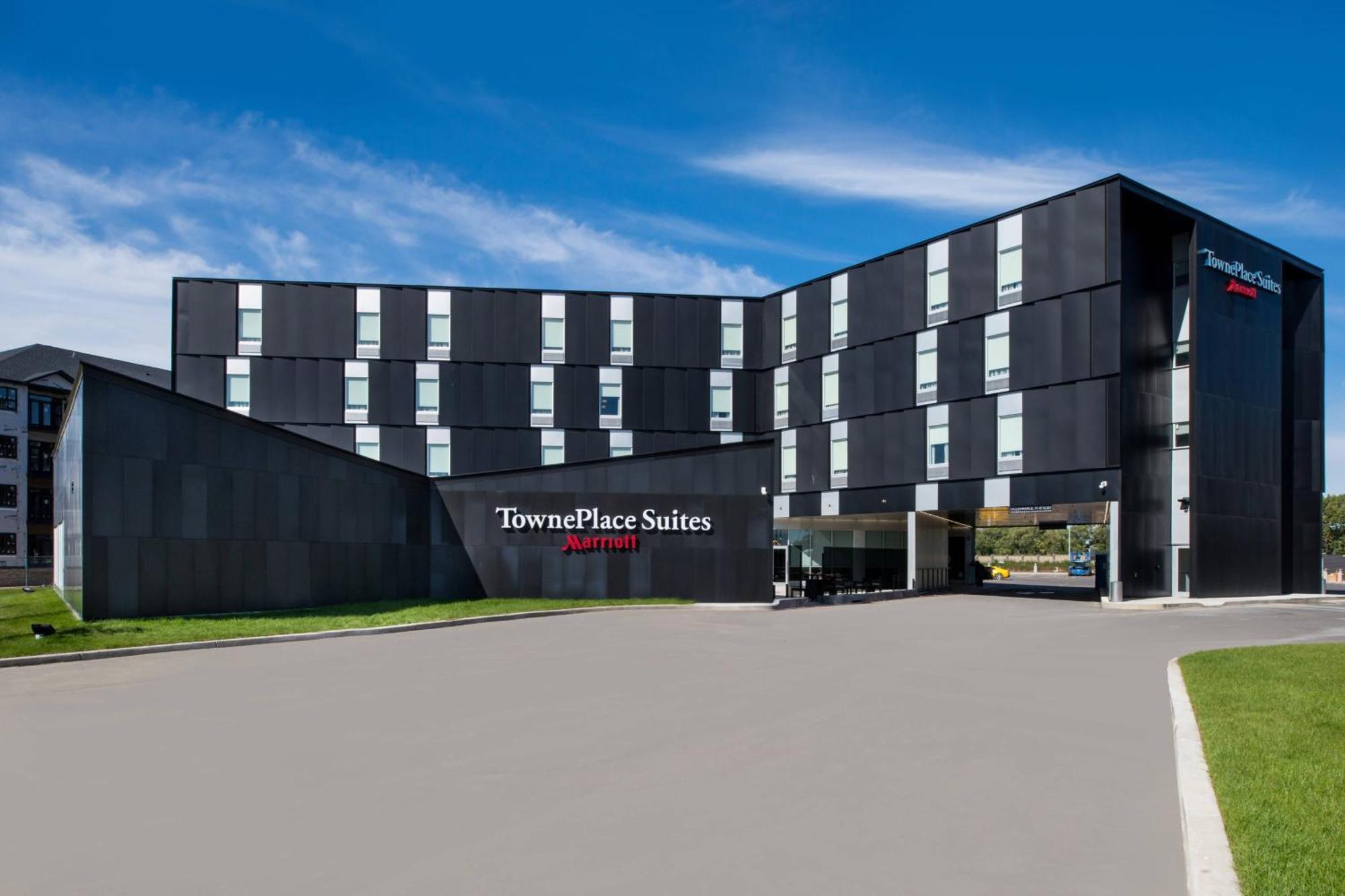 Towneplace Suites By Marriott Saskatoon Exterior foto